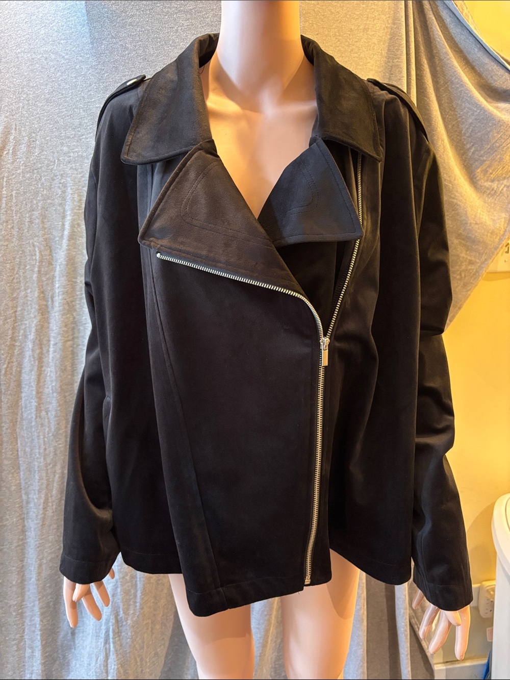 LC Lauren Conrad Black Soft Velvet Moto Jacket